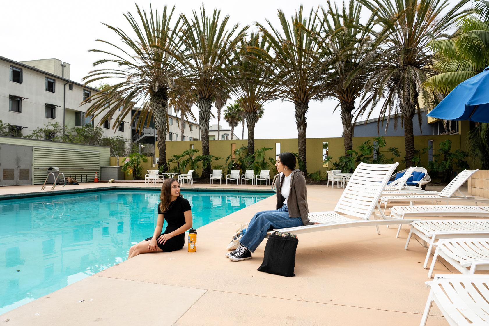 Manzanita Village poolside